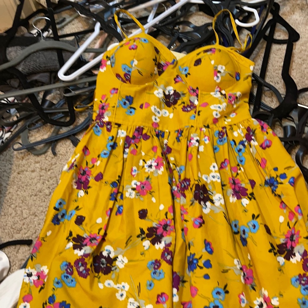 Yellow dress